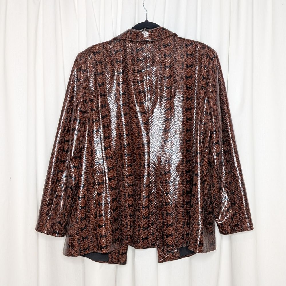 Danielle Bernstein Faux Snakeskin Blazer - Picture 6 of 8